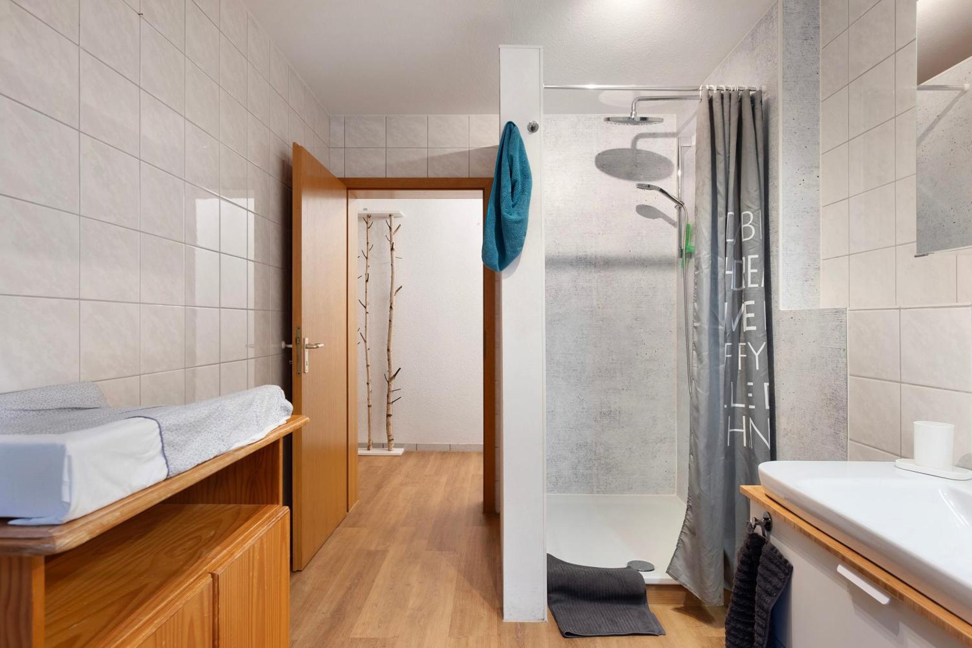 Ruhige Schwarzwald Ferienwohnung Buchenbach エクステリア 写真